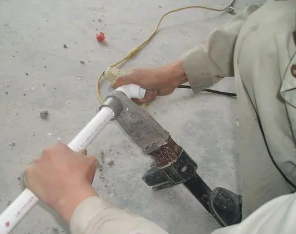 松江漏水维修电话